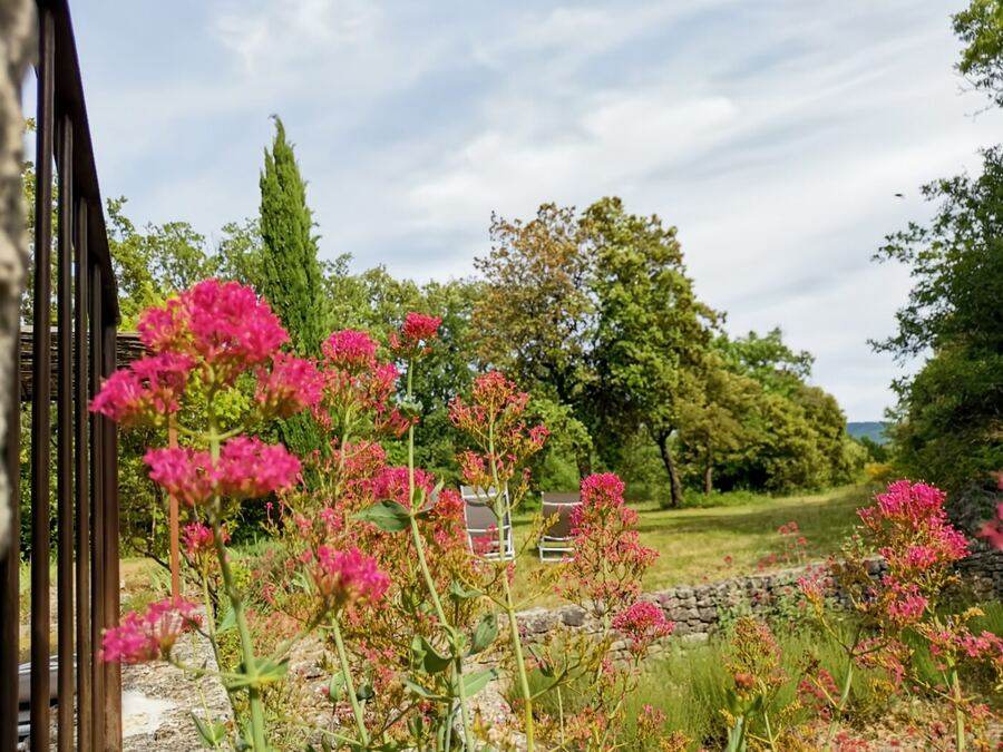 Salon tonnelle, Le Bastidon — location en Luberon